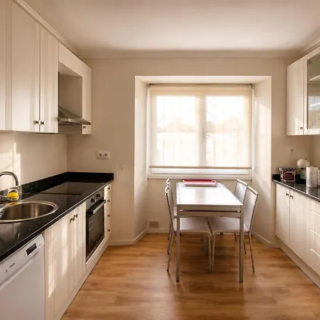 Amplia Casa Con Jardín, Terraza Y Parking Privado Villa Boó de Piélagos